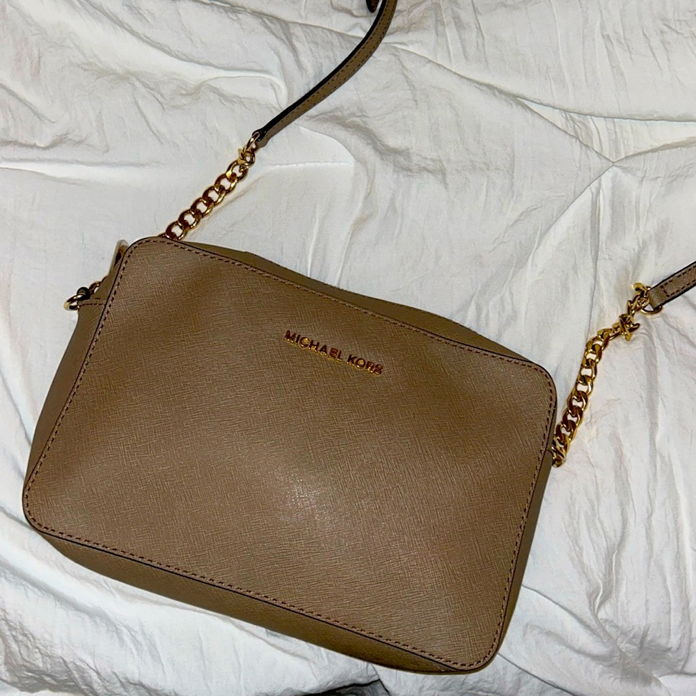 Michael Kors Cross Body Bag - Great Condition, barely used.